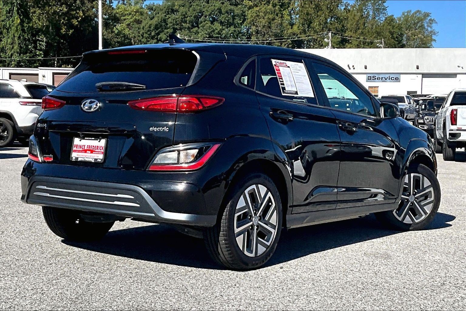 Used 2023 Hyundai Kona SEL FWD image 10