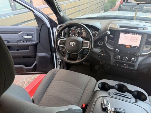 Used 2022 RAM 3500 Big Horn AWD/4WD image 18