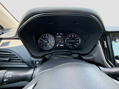 Certified 2024 Subaru Outback Premium image 39