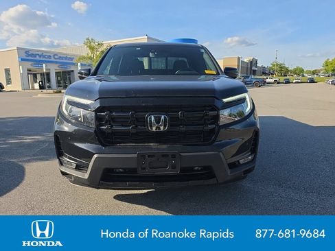 Used 2025 Honda Ridgeline Black Edition image 8