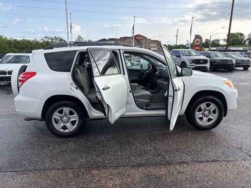 Used 2009 Toyota RAV4 4WD image 8