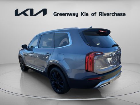 Used 2020 Kia Telluride SX w/ SX Prestige Package image 4