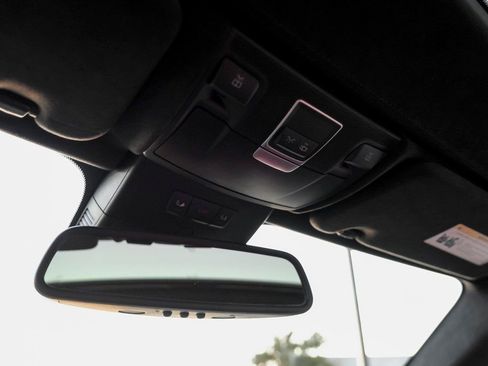 Used 2016 Mercedes-Benz SL 550 image 22