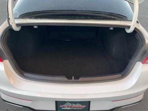 Used 2024 Kia K5 GT-Line image 11