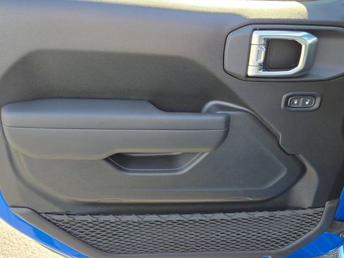 New 2026 Jeep Wrangler Sport AWD/4WD image 17