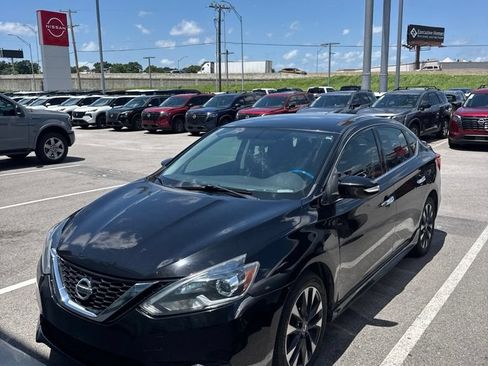 Used 2017 Nissan Sentra SR FWD image 1
