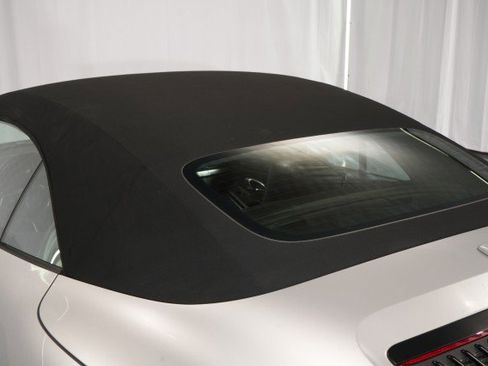 Used 2019 Porsche 911 Carrera 4 AWD/4WD image 26