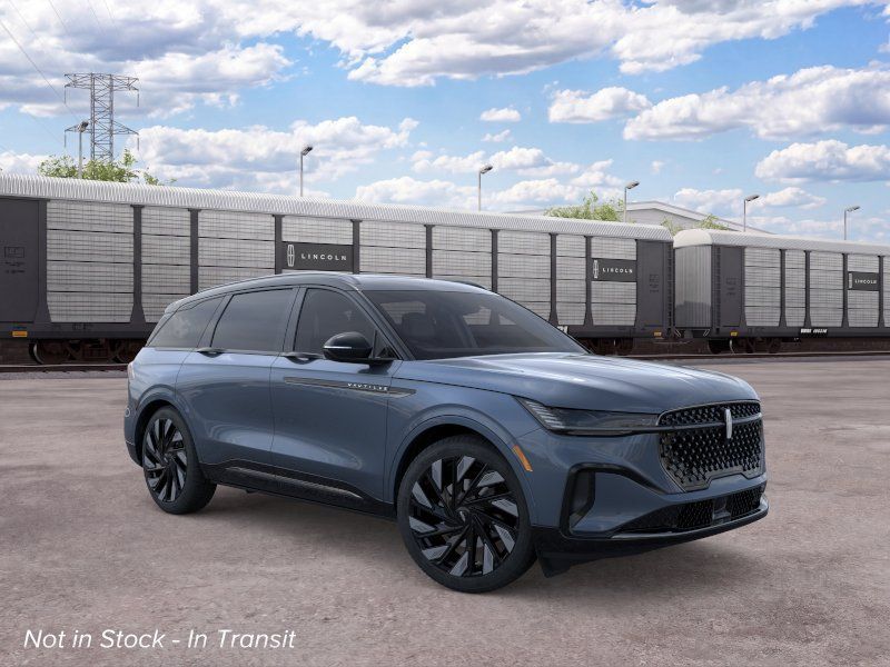 New 2026 Lincoln Nautilus Reserve AWD/4WD image 7