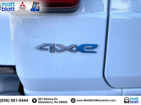 Used 2021 Jeep Wrangler Unlimited Sahara w/ Cold Weather Group image 16