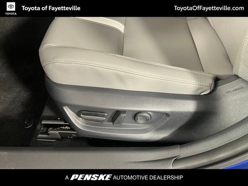 Used 2026 Toyota Camry SE w/ Convenience Package FWD image 26