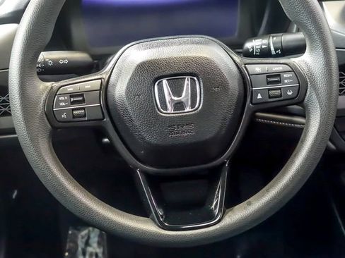 Used 2025 Honda Accord SE image 19