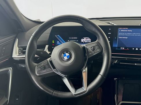 Used 2025 BMW X2 xDrive28i image 18
