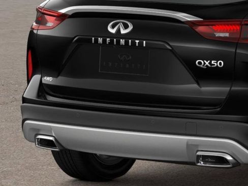 New 2025 INFINITI QX50 Luxe w/ Accent Package image 14