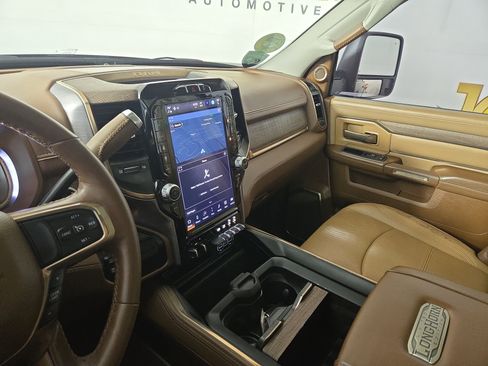 Certified 2024 RAM 2500 Limited image 25