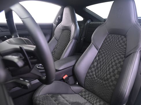 Certified 2026 Porsche 911 Carrera 4 GTS AWD/4WD image 5