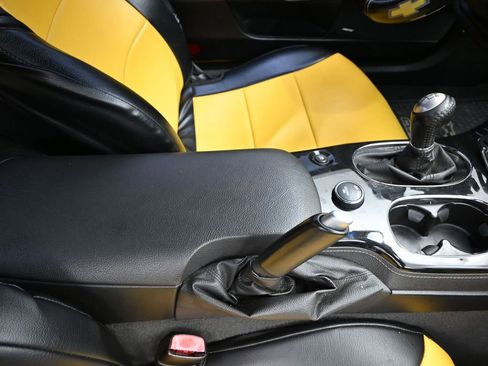 Used 2008 Chevrolet Corvette Convertible w/ Preferred Equipment Group image 20