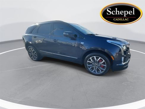 Used 2024 Cadillac XT5 Sportv image 2