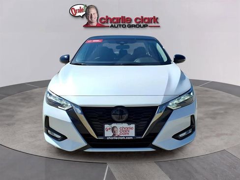 Used 2023 Nissan Sentra SR w/ Electronics Package image 8