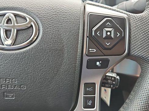 Used 2021 Toyota Tacoma SR5 RWD image 42