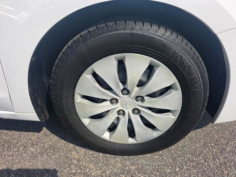 Used 2009 Honda Accord LX image 18