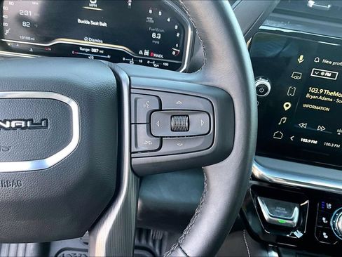Used 2025 GMC Sierra 3500 Denali Ultimate AWD/4WD image 20