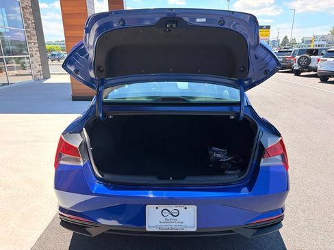 Used 2023 Hyundai Elantra SEL w/ Convenience Package FWD image 17