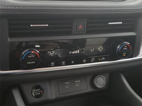 Used 2026 Nissan Rogue SV image 28