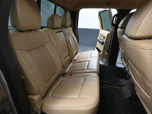 Used 2011 Ford F150 Lariat w/ Lariat Chrome Pkg image 39