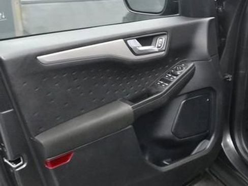 Used 2020 Ford Escape SE AWD/4WD image 10