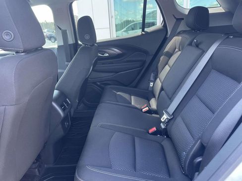 Used 2022 GMC Terrain SLE w/ Driver Convenience Package image 10