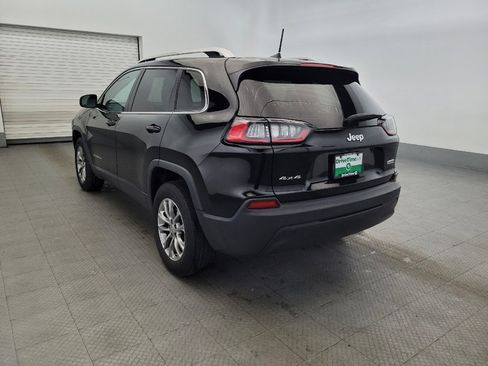 Used 2020 Jeep Cherokee Latitude Plus w/ Cold Weather Group AWD/4WD image 5