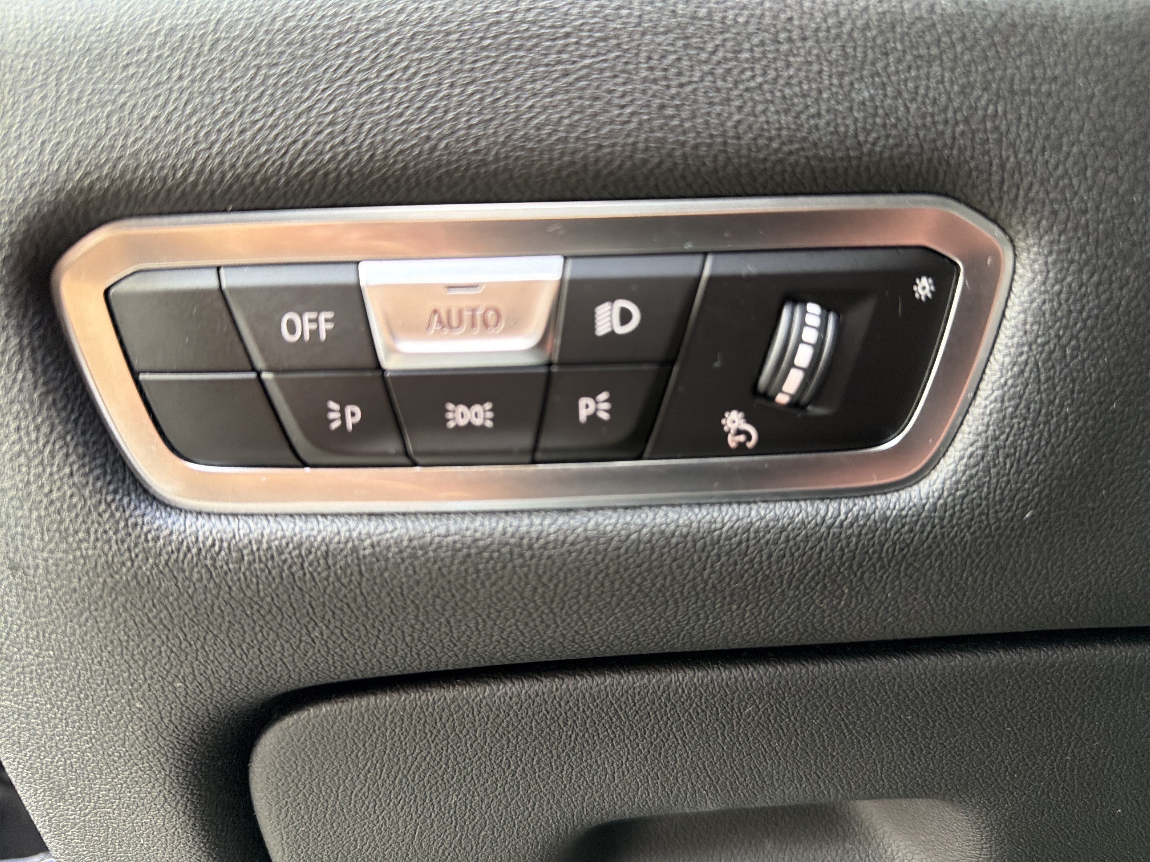 Used 2022 BMW X5 sDrive40i w/ Parking Assistance Package RWD image 15