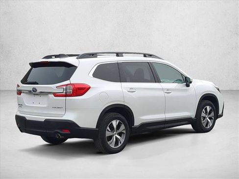 Certified 2025 Subaru Ascent Premium image 5