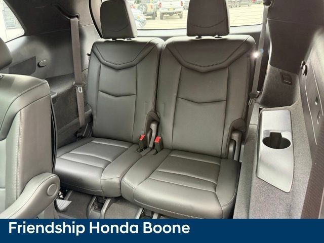 Used 2024 Cadillac XT6 Sport w/ Technology Package AWD/4WD image 50