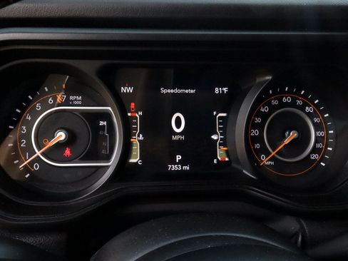 Used 2025 Jeep Gladiator Sport AWD/4WD image 31