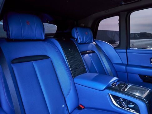 Used 2021 Rolls-Royce Cullinan Black Badge image 49