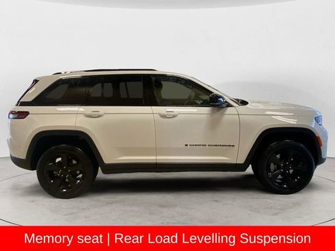 New 2025 Jeep Grand Cherokee Limited w/ Luxury Tech Group II image 6
