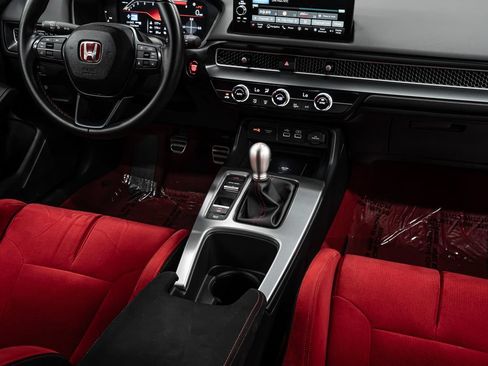 Used 2025 Honda Civic Type R image 17