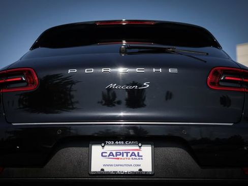 Used 2015 Porsche Macan S AWD/4WD image 19