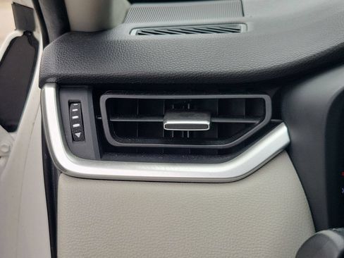 Used 2019 Toyota RAV4 XLE Premium w/ Cold Weather Package FWD image 32