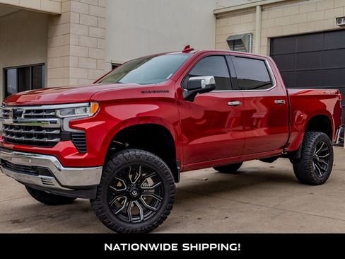 Used 2024 Chevrolet Silverado 1500 LTZ w/ LTZ Convenience Package II AWD/4WD image 4