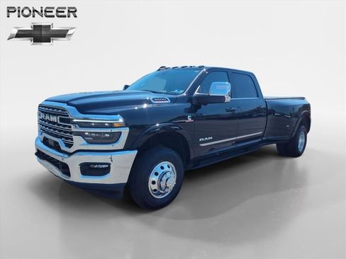 Used 2025 RAM 3500 Limited AWD/4WD image 1