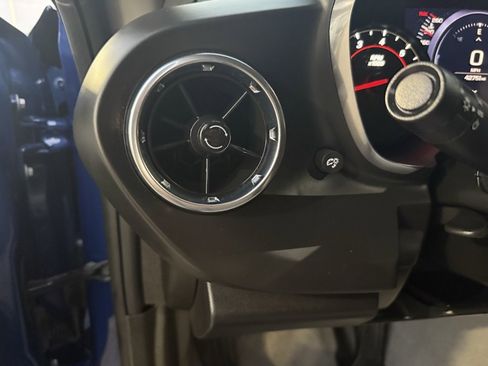 Used 2022 Chevrolet Camaro SS image 27