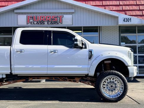 Used 2017 Ford F350 Platinum w/ Platinum Ultimate Package image 13