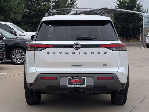 New 2026 Nissan Pathfinder SL FWD image 5