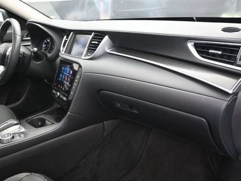 Certified 2024 INFINITI QX50 Luxe FWD image 24