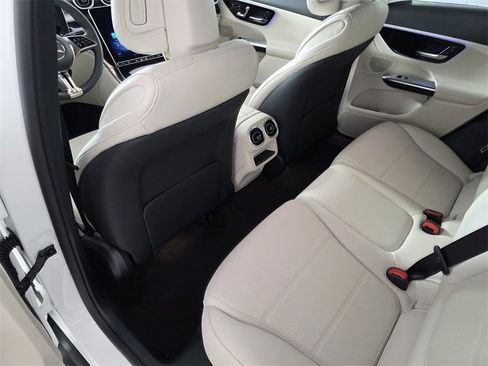 New 2026 Mercedes-Benz GLC 300 4MATIC image 11