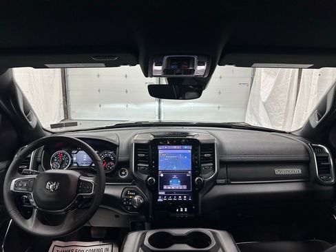 Used 2025 RAM 1500 Laramie image 37