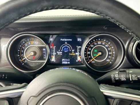 Used 2021 Jeep Wrangler Unlimited Sahara image 14