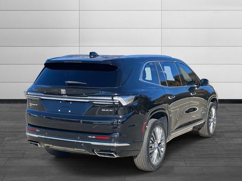 Used 2025 Buick Enclave Avenir w/ Trailering Package, 5000 lbs. image 5